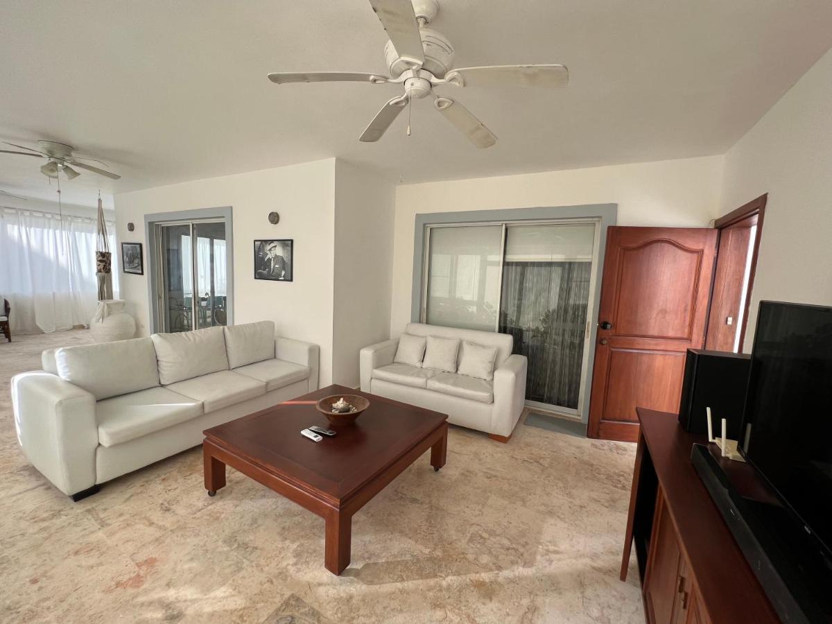 Caribbean Suites With Rooftop Pool Punta Cana Exterior photo